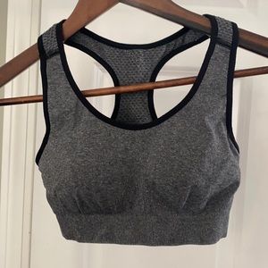 Old navy sports bra